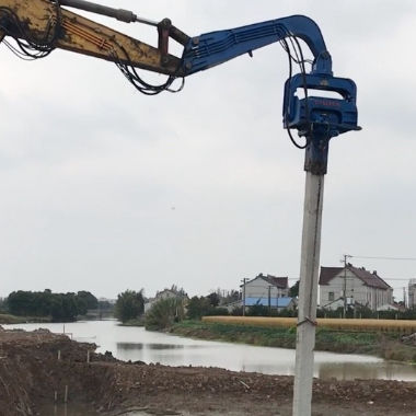 Multifunctional Pile Driver – 32Mpa Pressure, Accurate Concrete Piling & High Efficiency