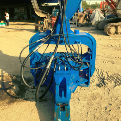 15m Hydraulic Pile Driver - Eco-Friendly Hammer For Foundation Construction