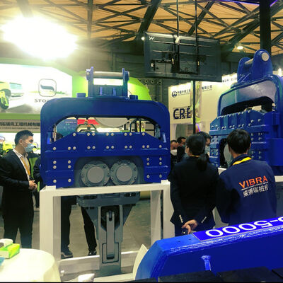 Hydraulic Vibrating Hammer Pile Driver For Construction Equipment Exhibition