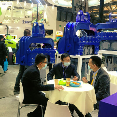 Hydraulic Vibrating Hammer Pile Driver For Construction Equipment Exhibition
