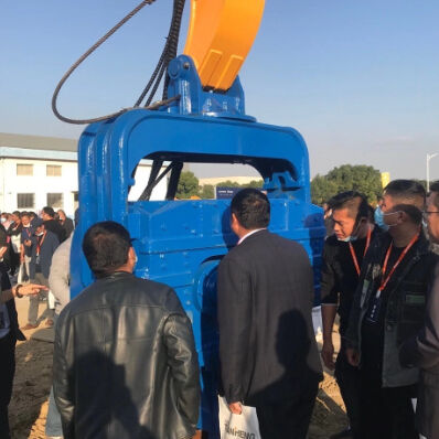 Hydraulic Hammer 15M Hyundai Sheet Pile Driving Machine 470Kn Centrifugal Force