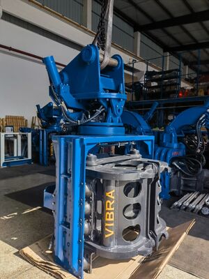 Bidirectional Tilt Driving Head Pile Driver – 360° Continuous Rotation + Low Headroom Operation for Excavator Conversion