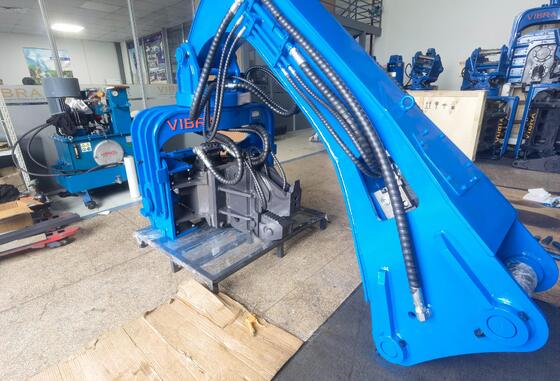 FV-250R 360 Degree Pile Driver – Full Slewing Mechanism With Integrated Control Valve Assembly, Ideal For Confined Spaces