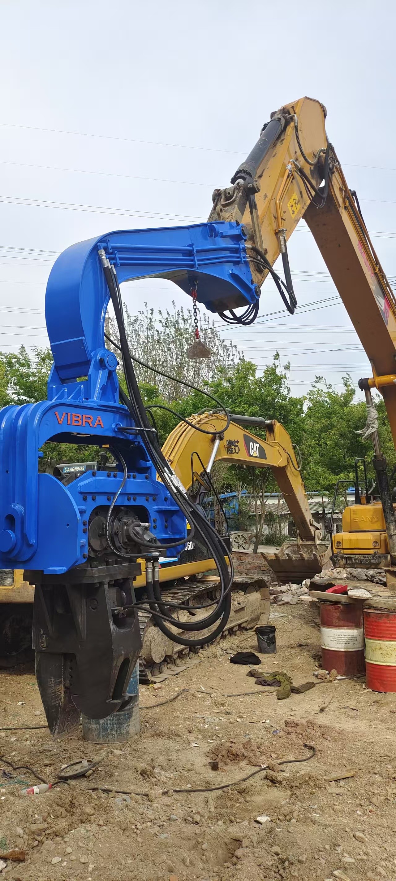 750kg Arm Excavator Mounted Pile Driver for 18m Max Pile Length Piling ...