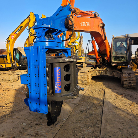 Efficient Side Grip Pile Driver – 10 M/min Lifting Speed | 150 L Fuel Tank