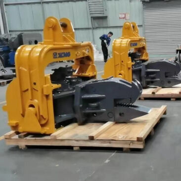 Excavator-Mounted Vibro Pile Driver – Canal Side Piling & Steel/Cement Pile Focus