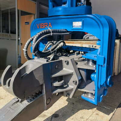 Hydraulic Pile Driver | Full 360 Degree Continuous Rotation & High Frequency Vibration Output for Confined Job Sites