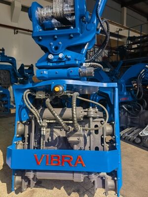 SV200 Side Grip Pile Driver with Bidirectional Tilt Driving Head – Ideal for Factories, Bridges & Urban Sites