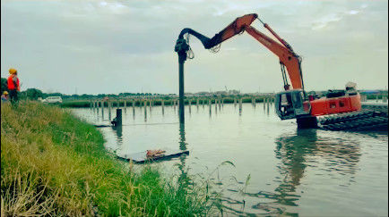 River Excavator Mounted Pile Driver